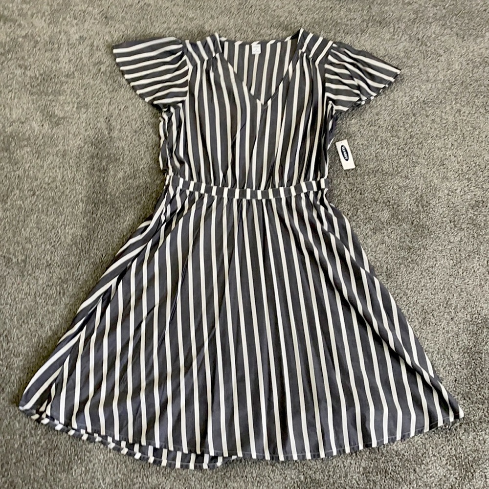 women’s midi dress OLD NAVY navy/gray and white